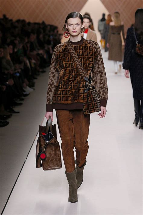 collezione pellicce fendi 2019|fendi fashion designer fall.